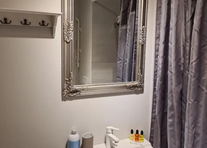 Lejlighed Lovely 1-bedroom